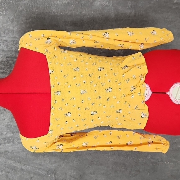 Hollister yellow cropped floral top - Picture 3 of 9